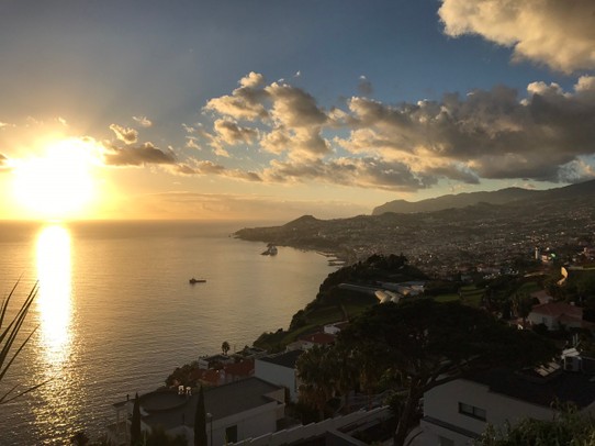 Portugal - Funchal - Wir verlassen die Stadt zum Sonnenuntergang