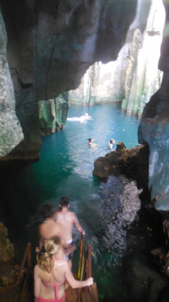 Fidschi - unbekannt - Sawailau Caves trip