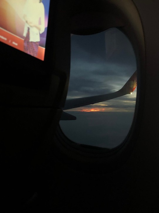 Indonesien - Denpasar - Sonnenuntergang aus dem Flugzeug 