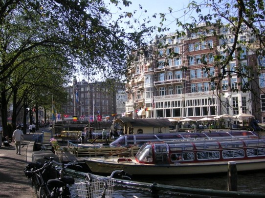Niederlande - Amsterdam - Canal-Hopper-Park in Amsterdam