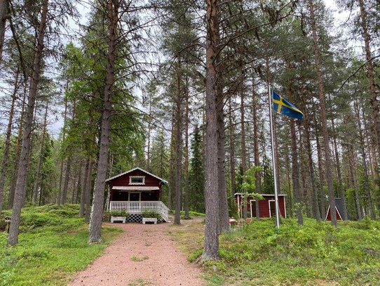 Schweden - Kälarne - Ein schwedischer Traum mitten im Nirgendwo, entdeckt beim Spazieren. 
