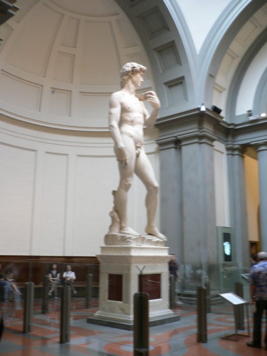 Italien - Florenz - Das ist der original David von Michelangelo - heimlich fotografiert ;)