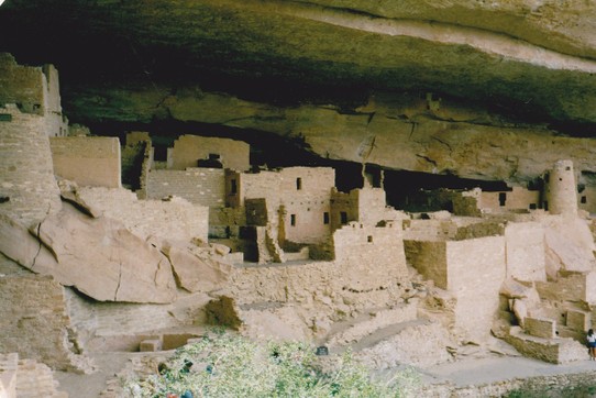 United States - Navajo Nation Reservation - Vor über 1400 Jahren  bevor die Spanier kamen entstanden diese Behausungen