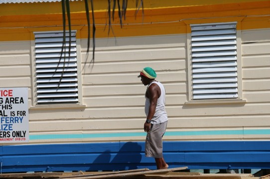 Belize - Caye Caulker - Hier auf der Insel lautet das Motto "Go slow" - der totale Reggae Style 