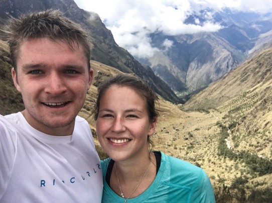 Peru - unbekannt - oben angekommen auf 4.200m, super anstrengend