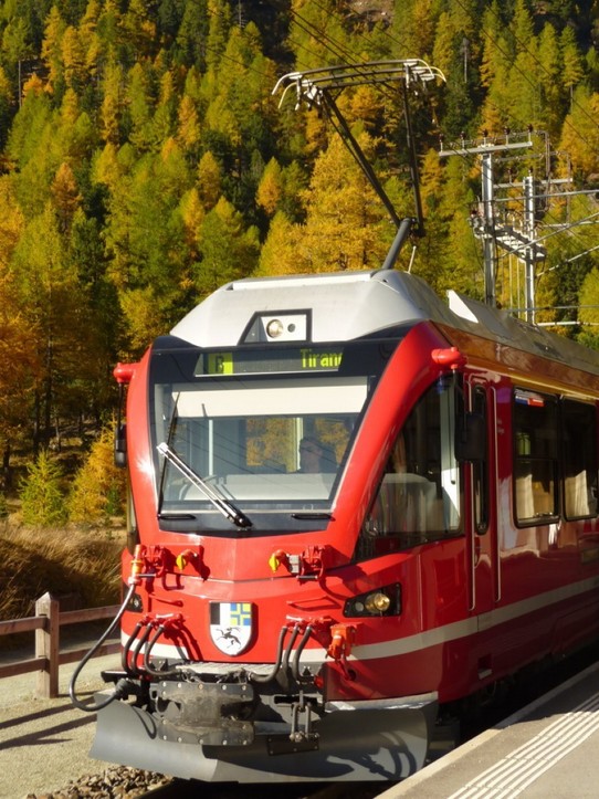 Schweiz - Graubünden -  Rhätische Bahn...Berninabahn....mit neuem Gesicht...