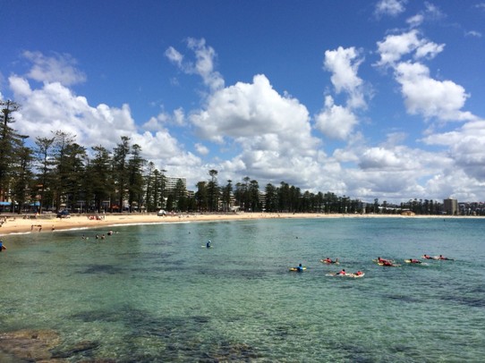 Australien - Sydney - Schulsport im Wasser, kann man machen