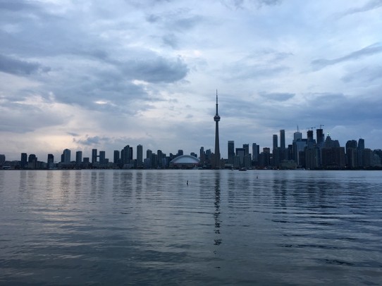 Canada - Toronto - Welcome back to Toronto - der CN Tower hilft dabei die Stadt gleich zu erkennen ;)