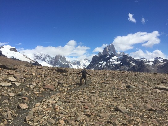 Argentina - El Chaltén - The most challenging day hike turned out to be quite doable and resulted in this pose of Ymke in front of the mountains