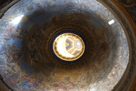 Vatikanstadt - Città del Vaticano - Eine der Kuppeln vom Petersdom ...