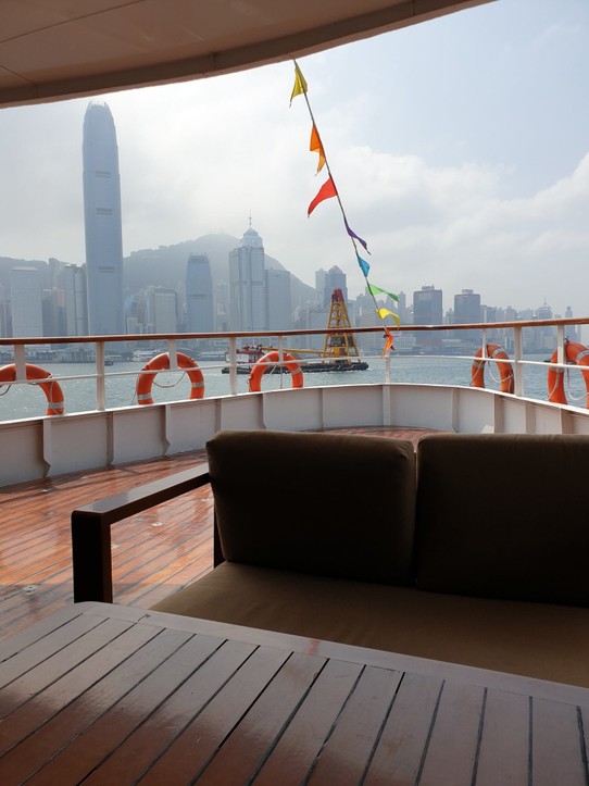 Hongkong - unbekannt - Hongkong Island vom Boot aus