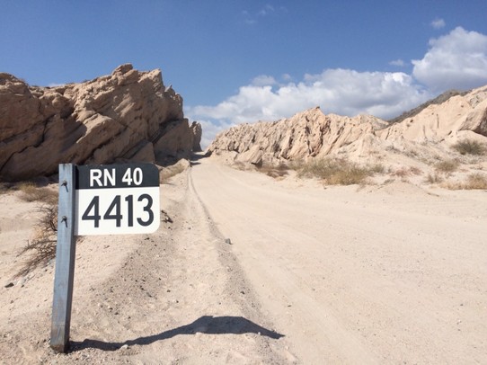 Argentinien - Cafayate - Die RN 40 ist mehrere tausend Kilometer lang. Wir fahren nur ein Stück.
