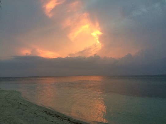 Belize - Rendezvous Island - Sunset...