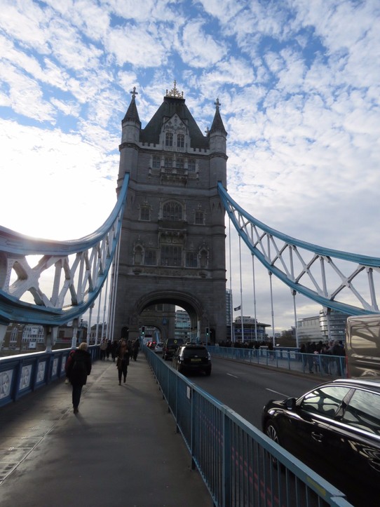 Vereinigtes Königreich - London - 📍Tower Bridge