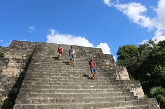 Guatemala - Tikal - Auf den Spuren der Mayas - nur Könige durften die Ruinen betreten 