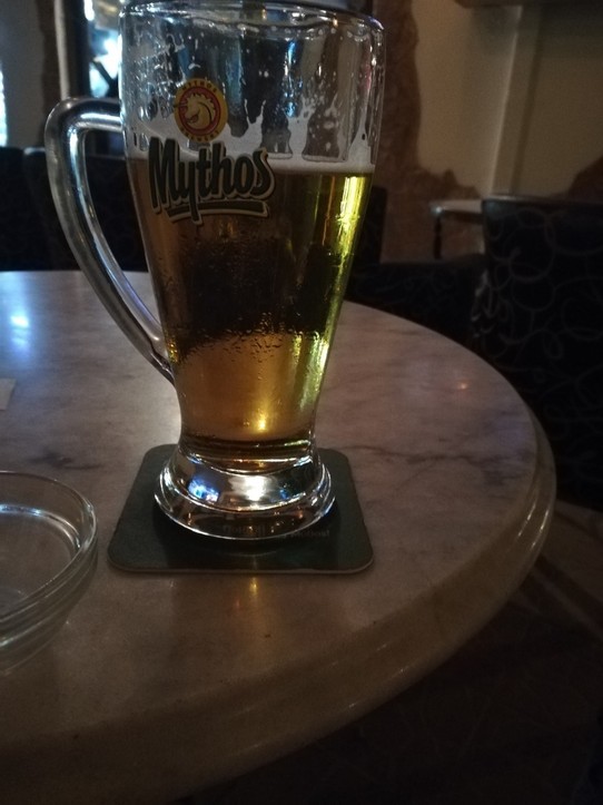Griechenland - Αγιοφάραγγο - Ausklang des letzten Abends... Das Bier lief  gut... 
