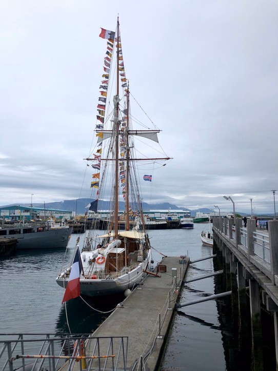 Island - Reykjavík - Schönes Schiff...
