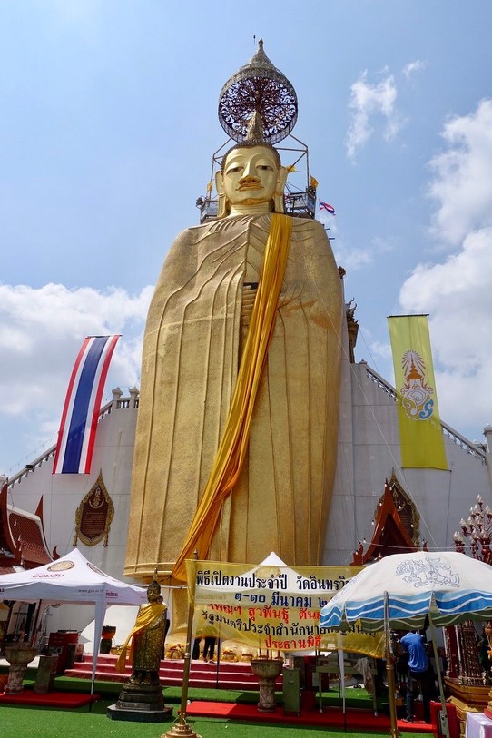 Thailand - Bangkok - Big Buddha (Wat Intharawihan), 32 meter høy. 