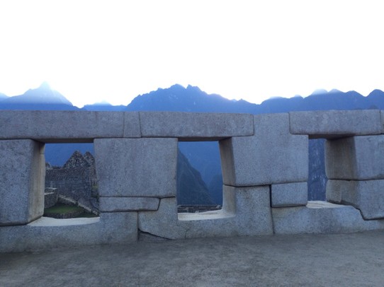 Peru -  - Magische Steine ohne Mörtel