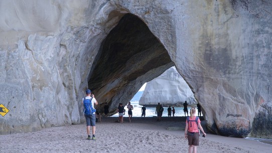 Neuseeland - Hot Water Beach - Die Cathedral Cove