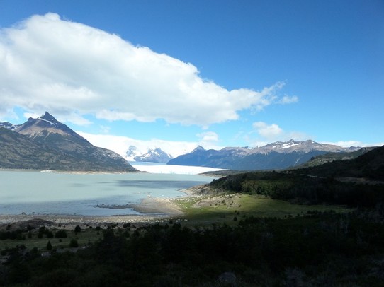 Argentina - El Calafate - Glacier Perito Moreno is already impressive from var away. 