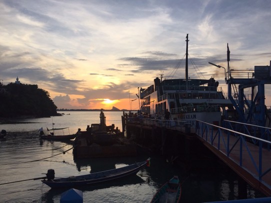 Thailand - Amphoe Ko Pha-ngan - Sura Thani Hafen