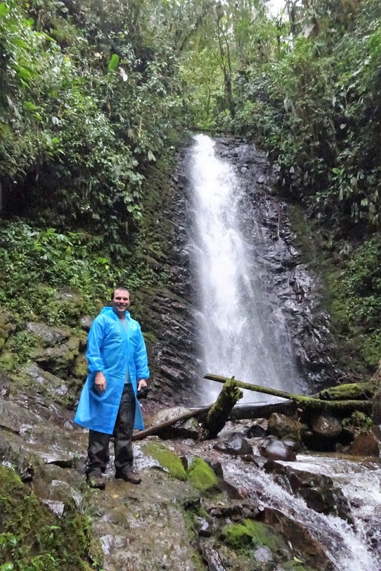 Ecuador - Mindo Valley - Luke by the waterfall