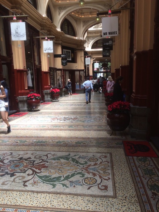 Australia - Melbourne - Lots arcades too! Most of them with fancy shops and nice decor. Like this mosaic floor. 