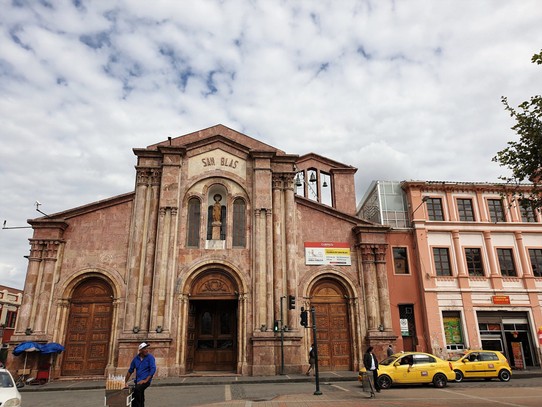 Ecuador - Cuenca - Old church