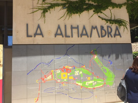 Spanien - Granada - Von Málaga Ausflug zur Alhambra nach Granada