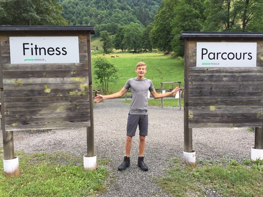 Österreich - Kaprun - Etwas Fitness während der Wanderung 
