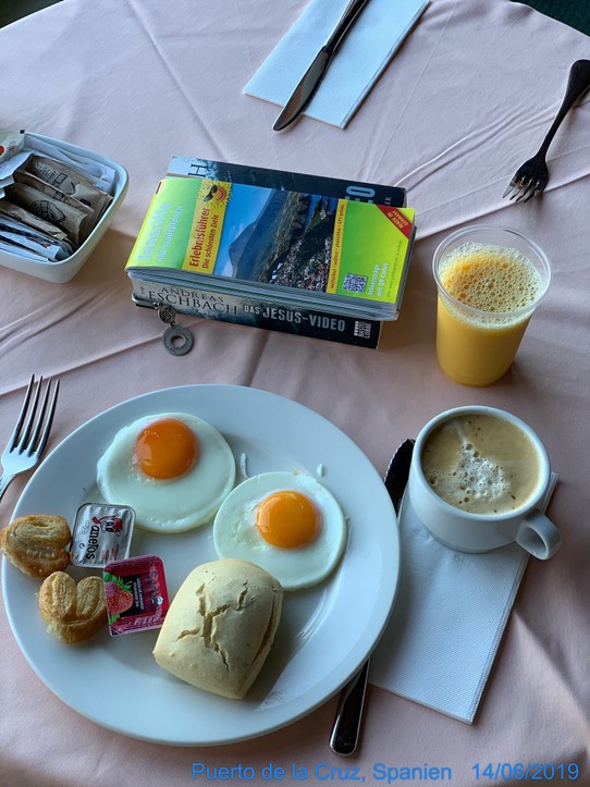 Spanien - Puerto de la Cruz - So schaut mein Frühstück aus