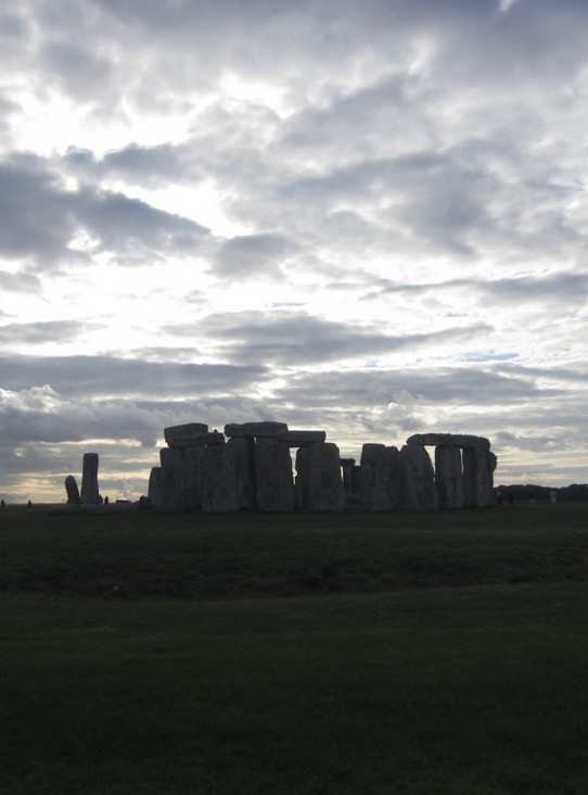 Vereinigtes Königreich - Stonehenge - ...mal dunkel  & mystisch