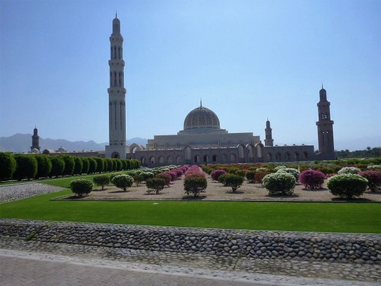Oman - Maskat - Die grosse Moschee von Muskat 