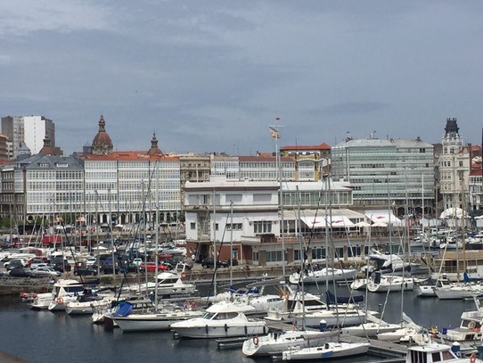 Spanien - A Coruña - Blick auf den Hafen vom Schiff auf la Coruna 
