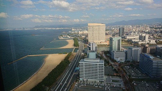 Japan - Fukuoka - Blick auf das Meer Richtung Korea vom Turm aus. 