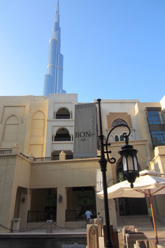 Vereinigte Arabische Emirate - Dubai - Gebaut nach europäischem Vorbild