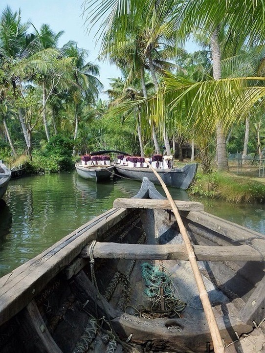 Indien - Kochi - Die einfachen Holzboote