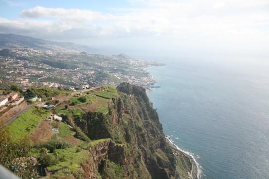 Portugal - Cabo Girão - Hier liegt die Hauptstadt Funchal