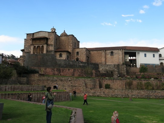 Peru - Cusco - Temple de qorikancha, quand les conquistadores réutilisent les constructions inca