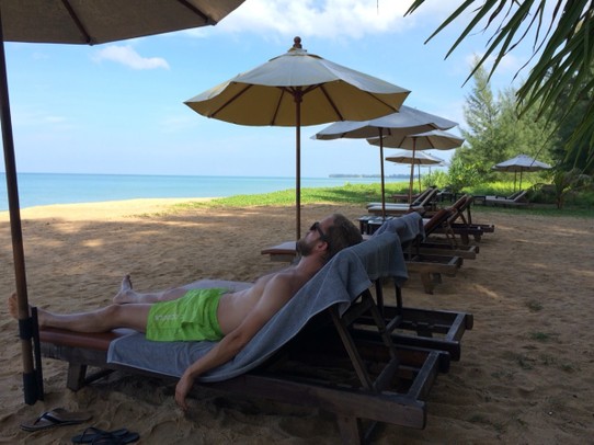 Thailand - Khao Lak Blue Lagoon Resort - Tatsächlich. Heftiges Nichtstun! Und auch sonst sehr entspannte Lage hier.