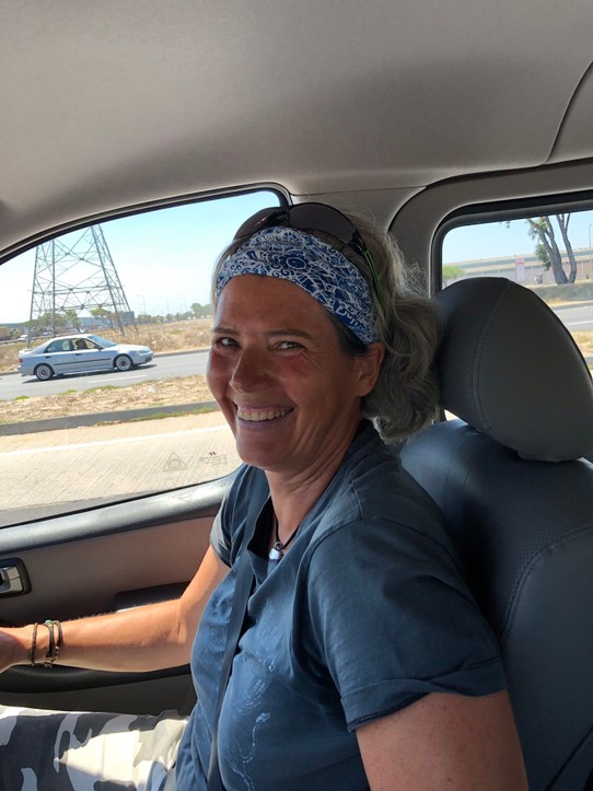 Südafrika - Southern Suburbs - Unsere Freundin Katrin fährt uns mit unseren angemieteten Auto nach HAUSE
