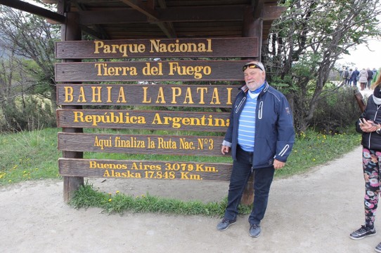 Argentinien - Ushuaia - Hier Beginnt die Pan - Amerika