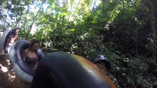 Colombia - Santa Marta (Dist. ESP. ) - Korte hike naar de rivier