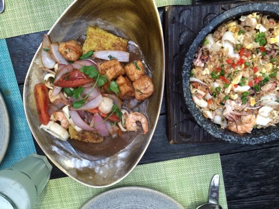 Peru - La Molina - Tacu tacu y arroz chaufa con mariscos @ La Mar, Miraflores
