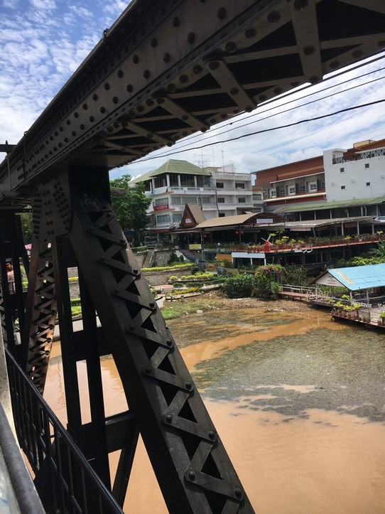 Thailand - Kanchanaburi - Die Stahlbrücke über den Kwai Fluss