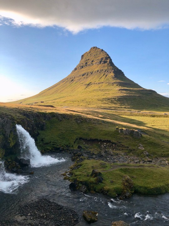 Island - Grundarfjarðarbær - Hier hat man dann die zweite Fallstufe vom Kirkjufellsfoss drauf...