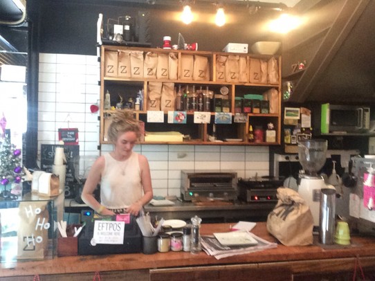 Australia - Melbourne - Nice little coffee shop in the centre. 