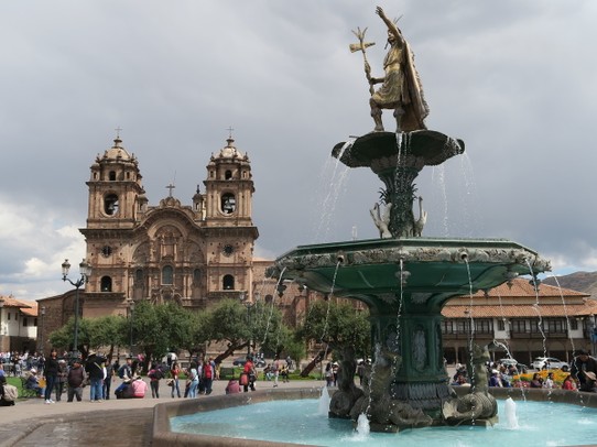 Peru - Cusco - Plaza de armas avec la cathédrale
