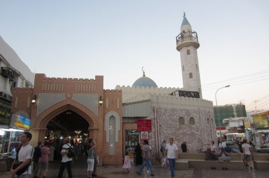 Oman - Muskat - Eingang zum Souk